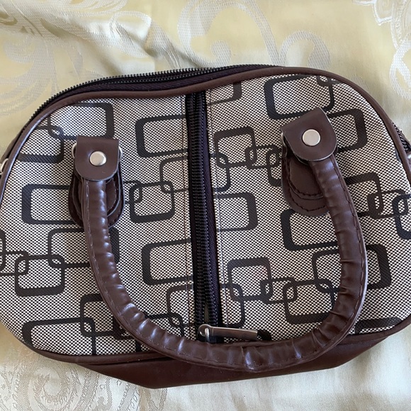 Cute (Like New) Small Bag - Picture 1 of 2